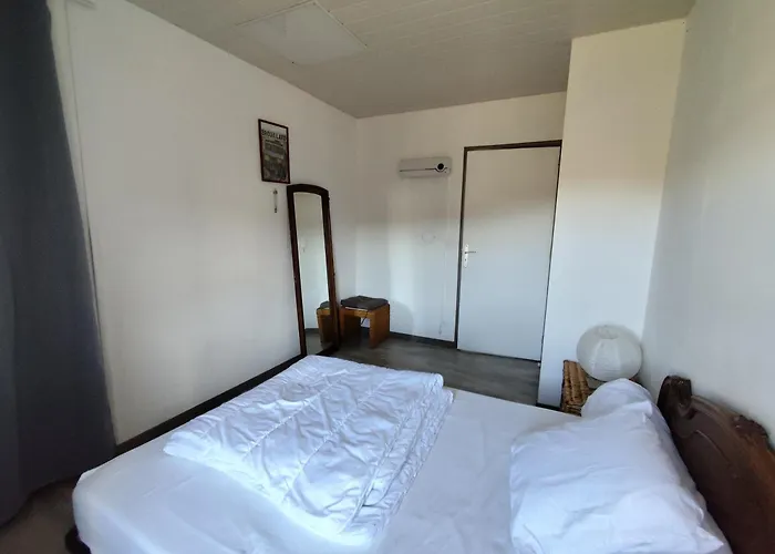 La Maison Du Garde Barriere